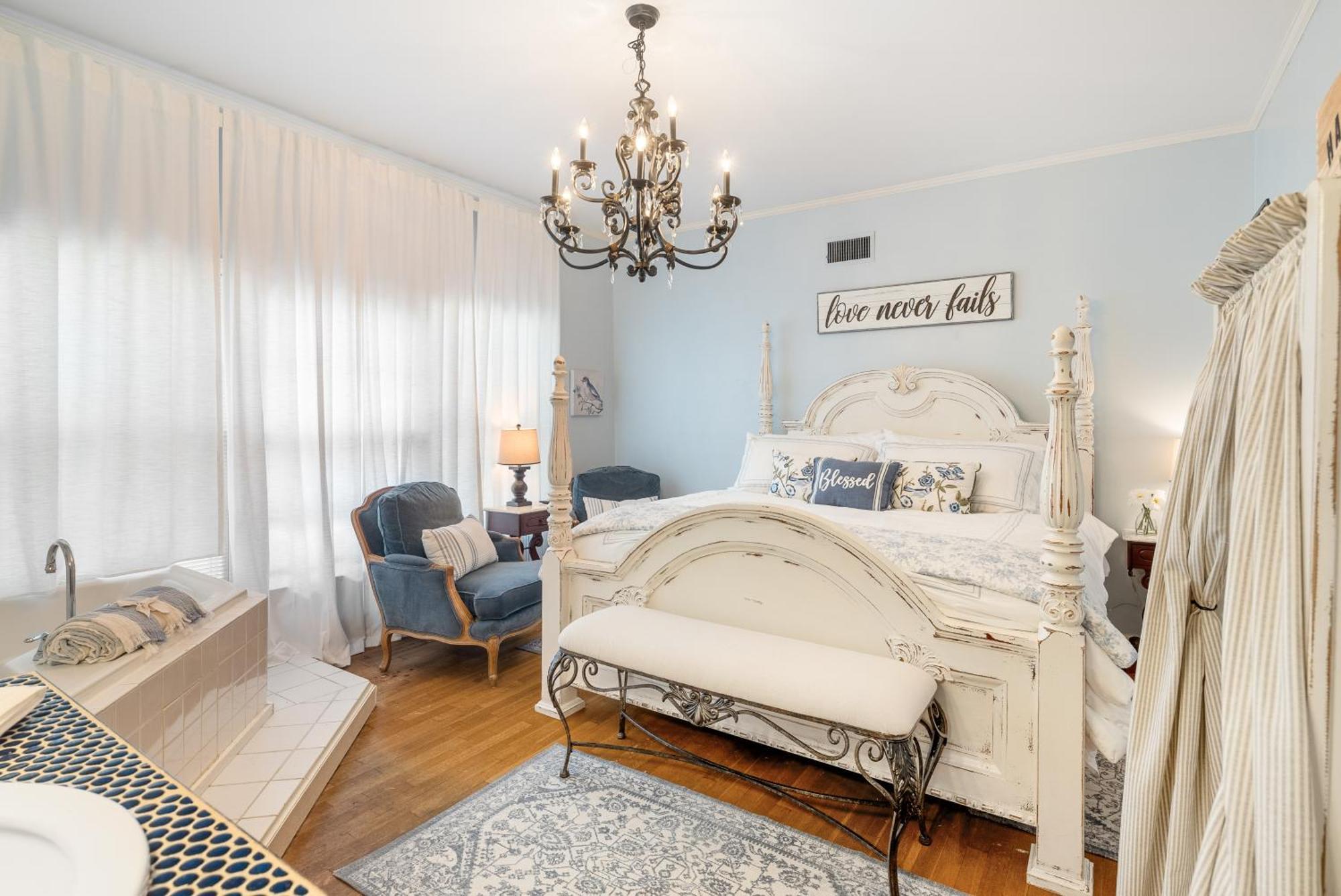Beland Mansion-Blue Jay Suite! Fort Smith Εξωτερικό φωτογραφία